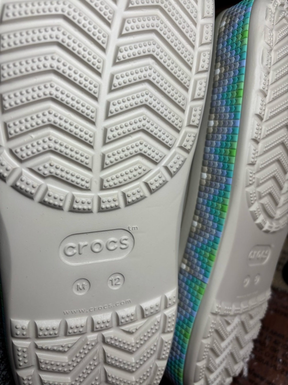 CROCS Classic Slip-On Loafers in White -
NO BOX 45/12 - Picture 7 of 8
